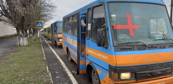 Ukrayna Müdafiə Nazirliyi: Rusiya qoşunları Mariupoldan humanitar dəhlizə hücum edib