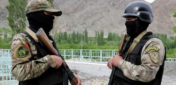 Tacikistan və Qırğızıstan sərhədində atışma: Ölən var