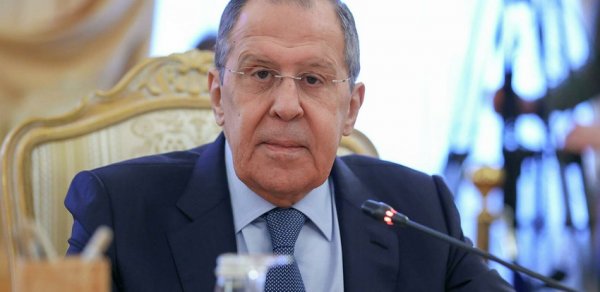 Lavrov: "Rusiya Üçüncü Dünya müharibəsinin mümkünlüyündən danışmır"