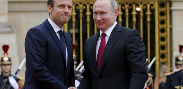 Makron Putinlə növbəti danışıqların vaxtını açıqladı