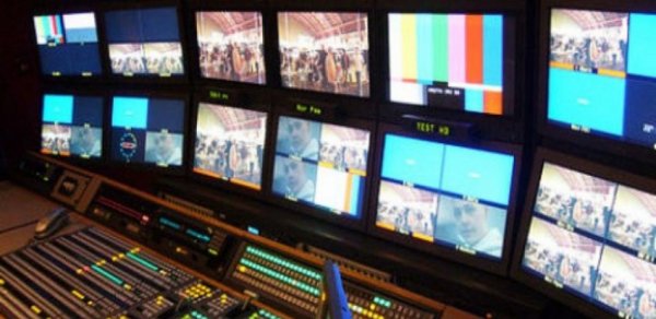 Azərbaycanda yeni radio fəaliyyətə başladı