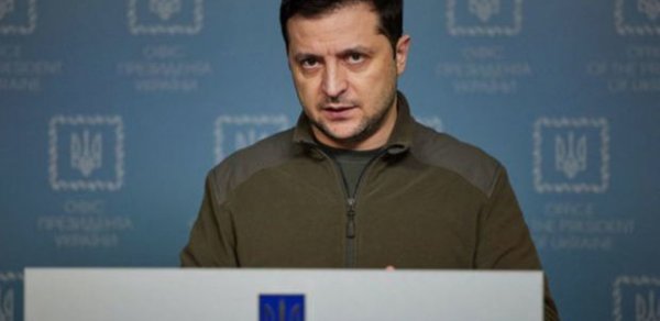 Zelenski: “Rusiyalı hərbçilər artıq tək-tək deyil, qrup halında əsir düşürlər”