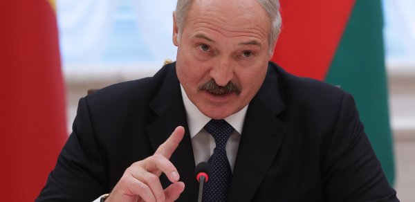 Lukaşenko Ukraynaya xəbərdarlıq etdi: Əgər indi etməsəniz...