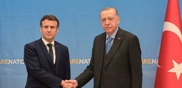 Ərdoğanla Makronun görüşü başa çatdı