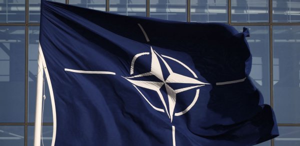 NATO Alyansın Şərq ölkələrinə əlavə qoşunlar göndərdi