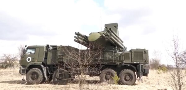 Rusiya “Pantsir”i Ukraynanın “UJ-22 Airborne” pilotsuzu vurdu - VİDEO