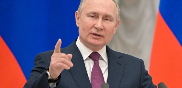 Putin Rusiyanın əmlakını müsadirə edən Qərbi hədələdi