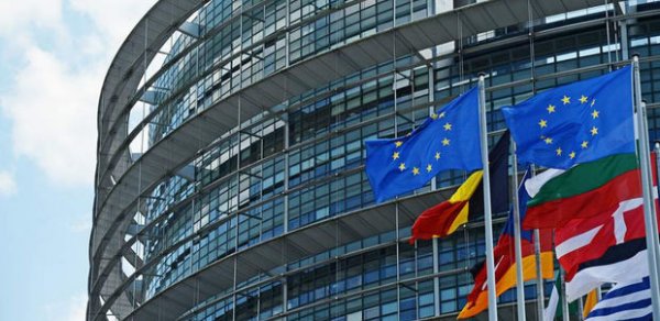 Avropa Parlamenti Rusiyanın enerji mənbələrinə embarqo tətbiqinə çağırdı