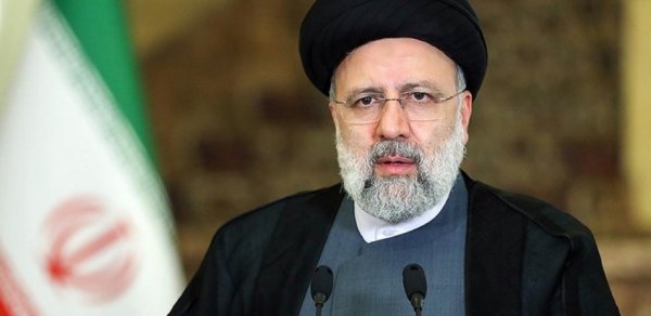 Rəisi: “İran dinc nüvə proqramı ilə bağlı geri addım atmayacaq”