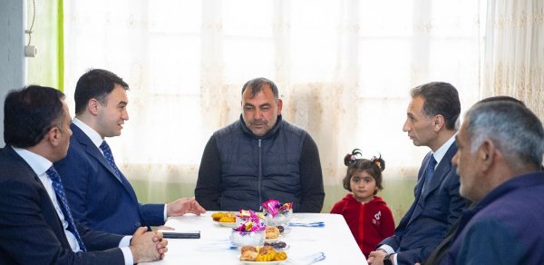 Azərbaycanda deputat və nazir şəhid ailəsində oldu - FOTOLAR