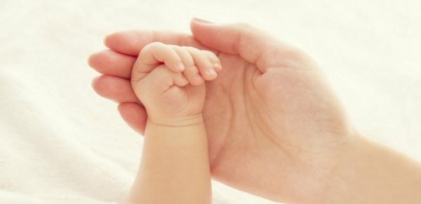 Ombudsman yeniyetmə qızın uşaq dünyaya gətirməsi ilə bağlı məlumatı araşdırır