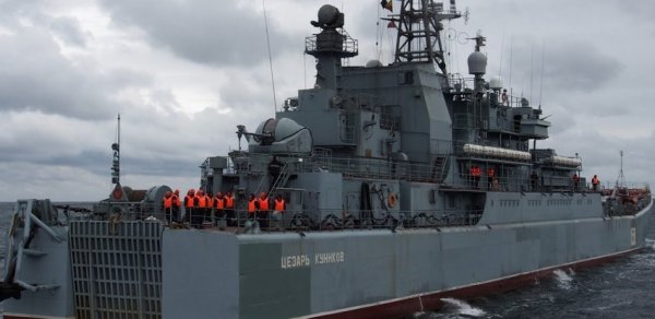 Rusiyanın ən iri desant gəmilərindən birinin komandiri Ukraynada öldürülüb - FOTO