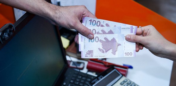 ƏHALİYƏ ŞAD XƏBƏR: Azərbaycanda bu şəxslərə də təqaüd veriləcək