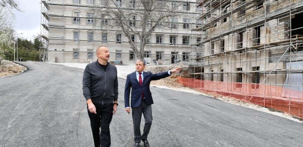 SİYASƏT