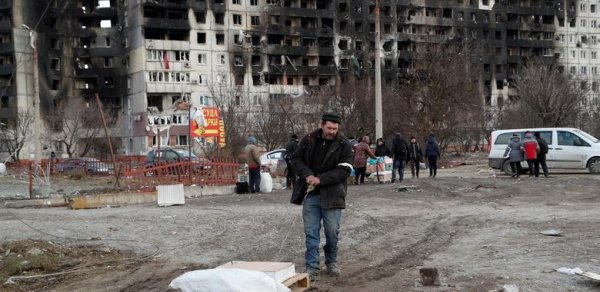 Mariupol yaxınlığında kütləvi məzarlıq aşkar edildi