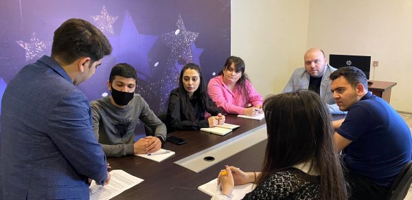 AZXEBER.COM-da “Redaksiya siyasəti və peşə etikası qaydaları” müzakirə olundu - FOTO