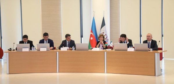 “Dezinformasiyanın artımı: media sahəsinə təsiri və səmərəli cavab tədbirləri strategiyaları” mövzusunda dəyirmi masa keçirildi