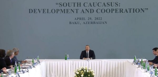 İlham Əliyevin beynəlxalq konfransın iştirakçıları ilə görüşü keçirilir - CANLI YAYIM