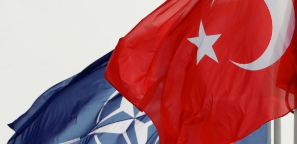 KİV: "Türkiyənin NATO təlimində iştirak etməməsinin səbəbi Yunanıstandır"