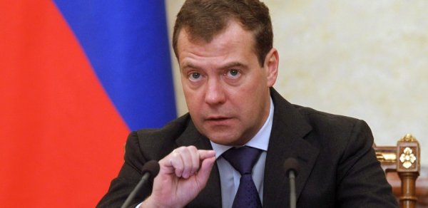 Dmitri Medvedev: “NATO ilə Rusiya arasında potensial münaqişə ehtimalı artır”