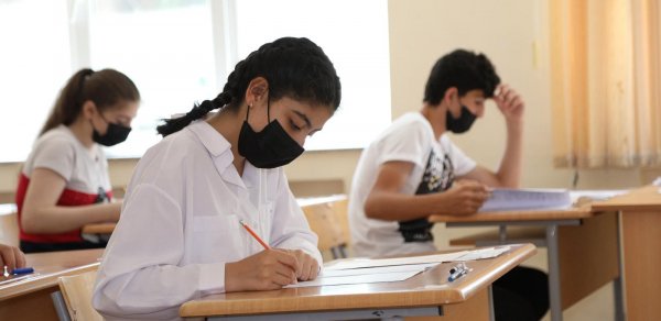 Bu gün 14 mindən çox şagird imtahan verəcək