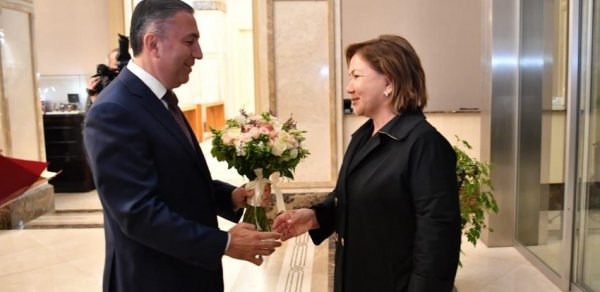 SİYASƏT