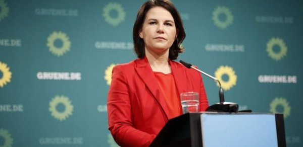 Almaniya XİN: “İsveç və Finlandiya artıq faktiki olaraq NATO üzvüdür”