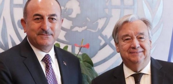Quterreş Çavuşoğlu ilə Ukraynadakı vəziyyəti müzakirə etdi