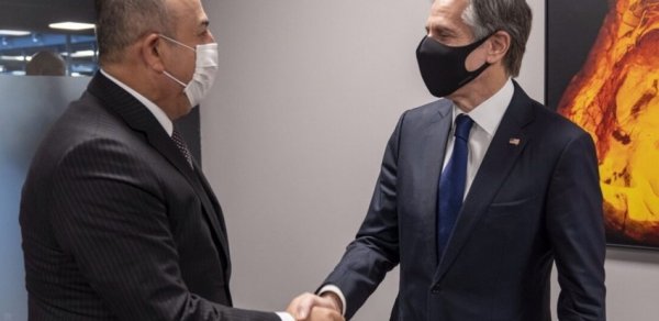 Blinkenlə Çavuşoğlunun görüşü başlayıb