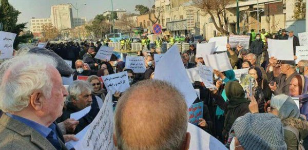 İranda narazı fermerlər etiraza qalxdı