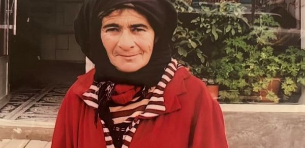 Polis hər yerdə bu qadını axtarır