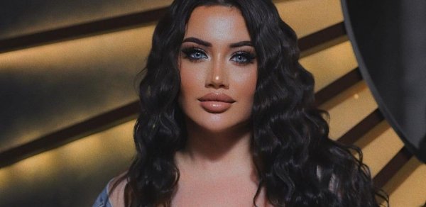 Aysel klub sahibi ilə yazışmasını yaydı - FOTOLAR