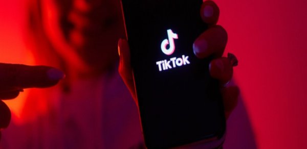 “TikTok”la bağlı ŞOK İDDİA: Məxfilik sual altındadır?