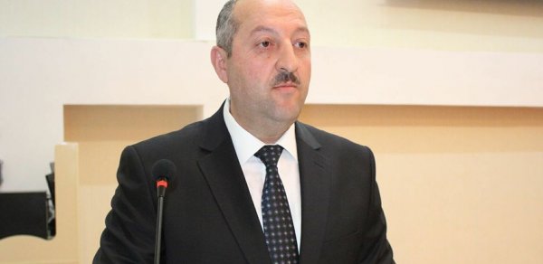 Namiq Zeynalovdan 3 milyon manat tələb edilir