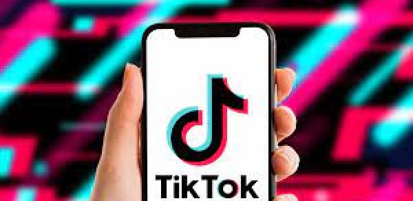 "TikTok"da yeni ÖZƏLLİK: Artıq 18+ videolar və şəkillər...