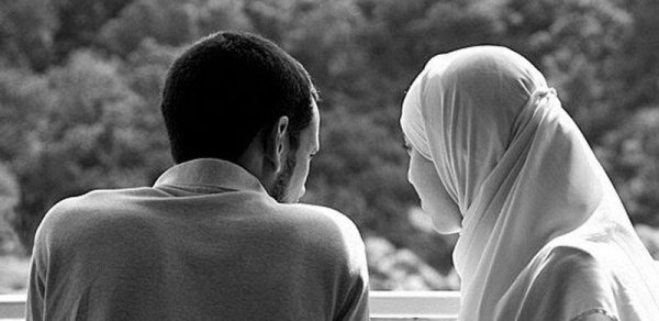 Bakıda kişi hicablı qadına əl atdı, bunu görən əri... - Şok təfərrüat