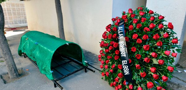 Azərbaycanda tanınmış müəllim vəfat etdi - FOTO