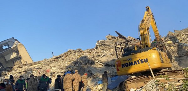 DÜNYA