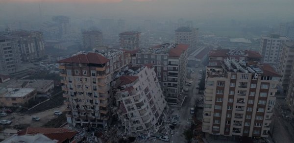 DÜNYA