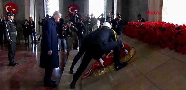 DÜNYA