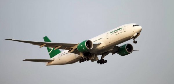 “Turkmenistan Airlines” Moskvaya uçuşların dayandırılmasını martın sonuna qədər uzadıb