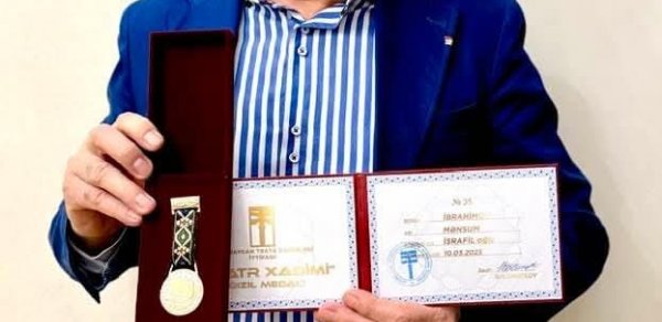 Mənsum İbrahimov qızıl medalla təltif olundu - FOTO