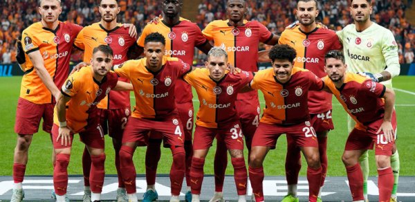 “Qalatasaray" "Antalyaspor"u böyük hesabla məğlub edib