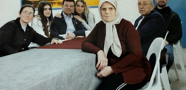 İmamoğlu ailəsi həbsxanada bir araya gəldi