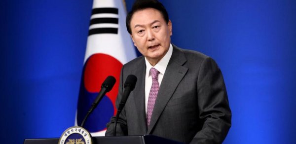 Cənubi Koreyanın keçmiş prezidenti sui-istifadədə ittiham olunur