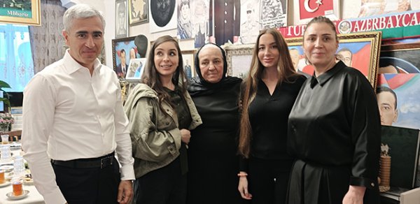 Leyla və Arzu Əliyevalar Polad Həşimovun evində - FOTOLAR