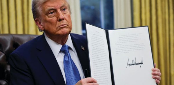 Donald Tramp I və II Dünya müharibələrində Qələbə günü təsis edib