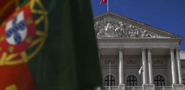 KİV: Portuqaliya 18 min qanunsuz miqrantı ölkədən çıxarmaq niyyətindədir