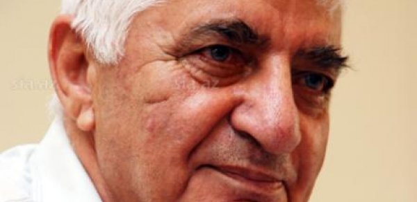 Xalq şairi Fikrət Qocanın anım günüdür