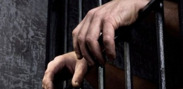 Bakıda dəhşətli hadisə: qayınata gəlinini qətlə yetirdi